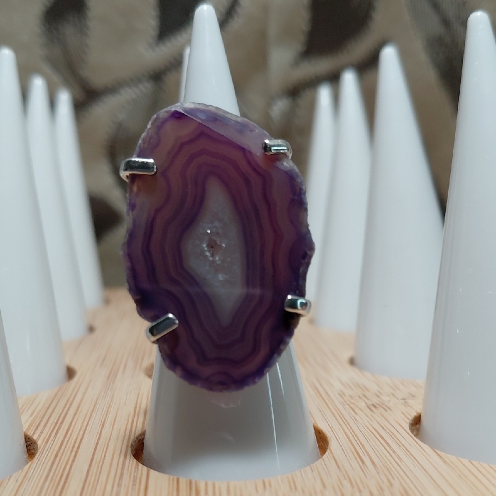 Elegant Purple Agate Ring with Silver Accents
